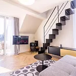 Апартаменты Shine Apartment, By Cohost *