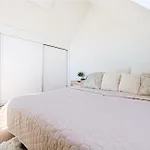 Apartment Shine Apartment, By Cohost Palanga