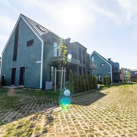 דירה Shine Apartment, By Cohost