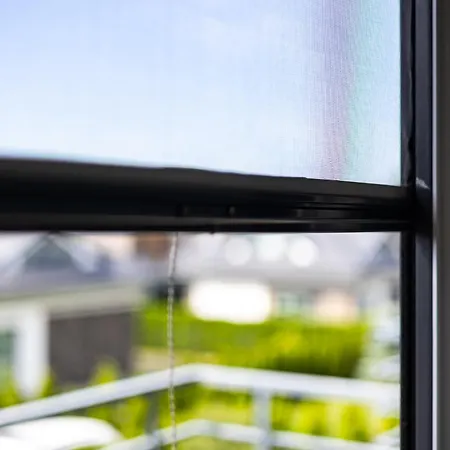 Shine Apartment, By Cohost 帕兰加