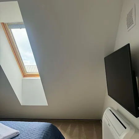 Shine Apartment, By Cohost Palanga