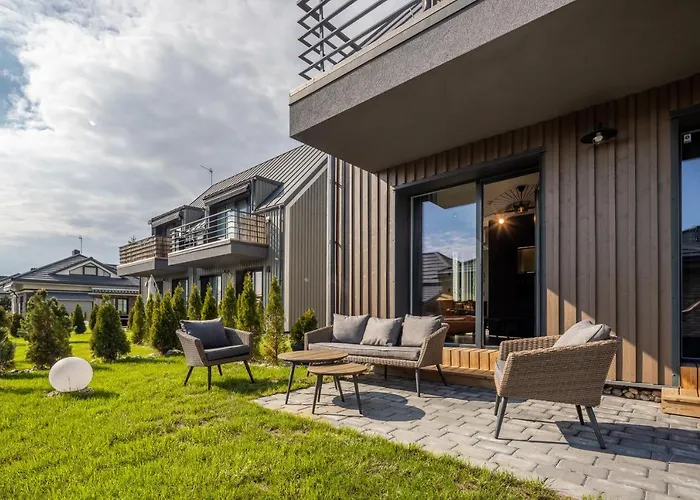 Shine Apartment, By Cohost Apartman Palanga