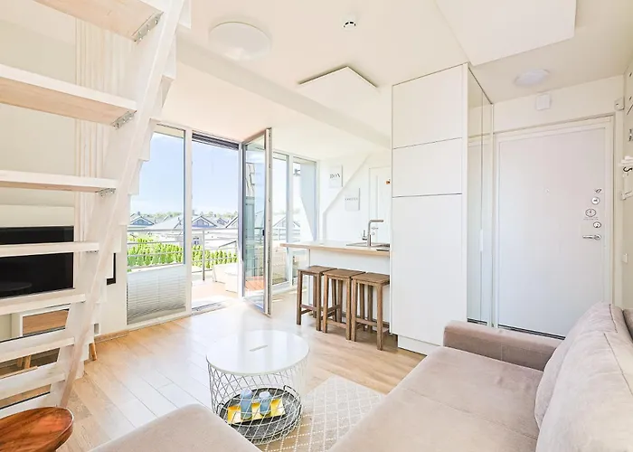 Apartman Shine Apartment, By Cohost